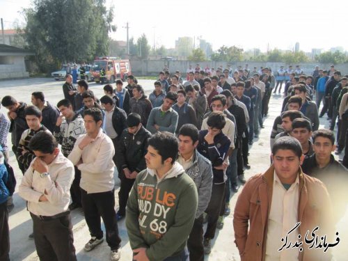 مانور زلزله و ایمنی در مدارس شهرستان بندرگز برگزار شد