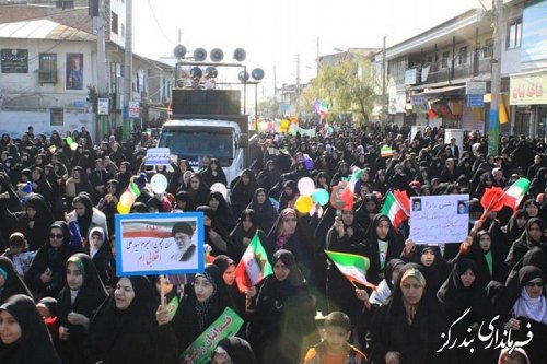 راهپیمایی 22 بهمن در بندرگز ، با حضور گسترده مردم برگزار شد