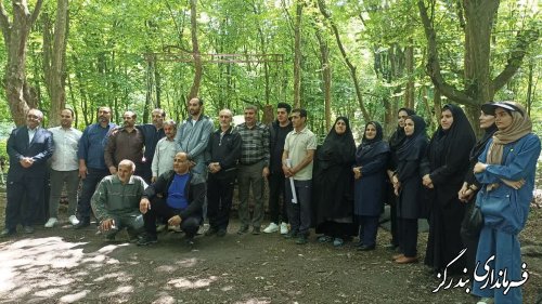 همایش پیاده روی خانوادگی به مناسبت هفته سلامت در شهرستان بندرگز برگزار شد