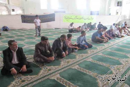 ديدار فرماندار با معتكفين شهرستان بندرگز