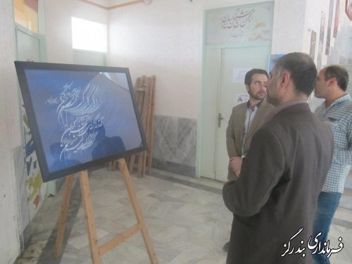 فرماندار بندرگز از نمایشگاه نقاشیخط بازدید کرد