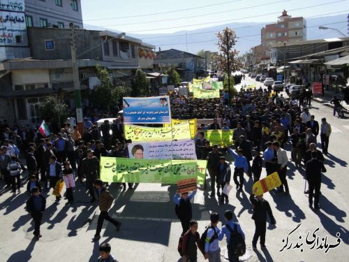 راهپیمایی 13 آبان در بندرگز شد