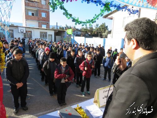  زنگ انقلاب در بندرگز نواخته شد