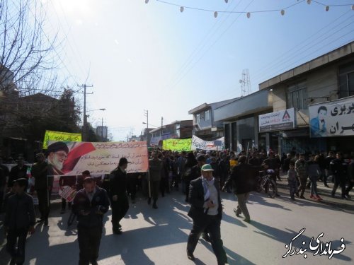 راهپیمایی پرشور 22 بهمن در بندرگز برگزار شد