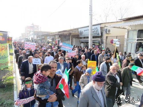 راهپیمایی پرشور 22 بهمن در بندرگز برگزار شد