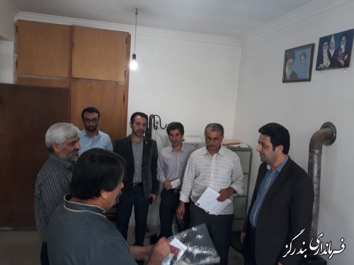 فرماندار بندرگز از اداره تعاون ، کار و رفاه اجتماعی شهرستان بازدید کرد