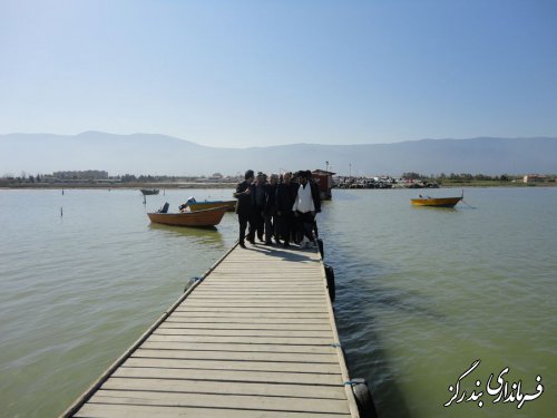 بازدید رییس بنیاد مستضعفان انقلاب اسلامی کشور و استاندار گلستان از ساحل بندرگز 