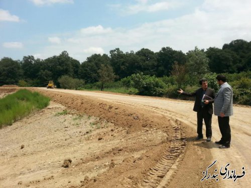 فرماندار بندرگز از عملیات اجرایی آب بندان روستای وطنا بازدید کرد