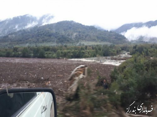 استاندار گلستان از مناطق سیلزده نوکنده بازدید کرد