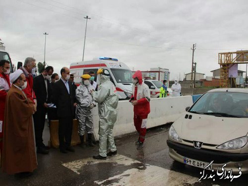 بازدید استاندار گلستان از پایگاه غربالگری و تب سنجی در خروجی غرب گلستان