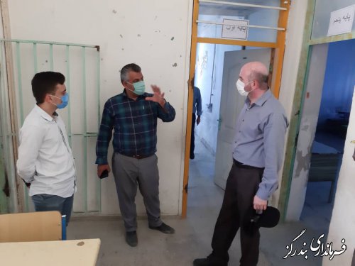 بخشدار مرکزی بندرگز از مدرسه شهید نواب صفوی بازدید کرد