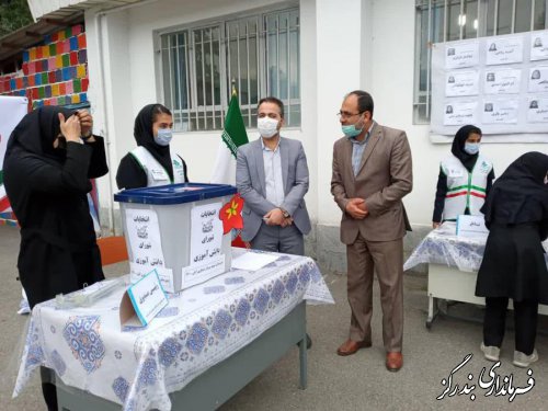 انتخابات دانش آموزی تمرین مسوولیت‌پذیری در برنامه های اجتماعی و سیاسی است