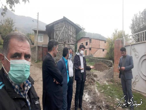 بازدید بخشدار نوکنده از طرح عمرانی بنفش تپه