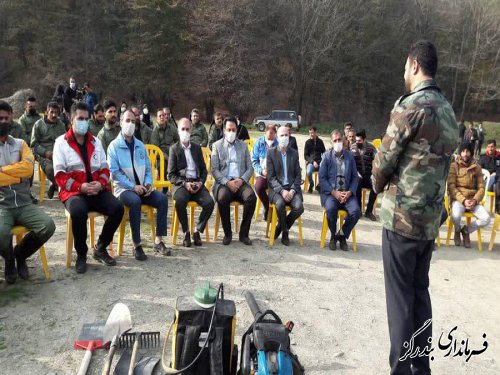 مانور اطفای حریق جنگلها در روستای استون آباد برگزار شد