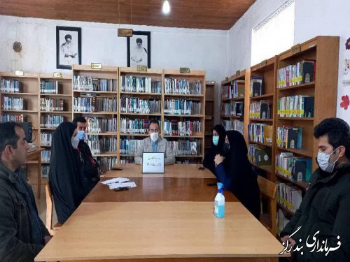 بازدید بخشدار نوکنده از کتابخانه شهدای روستای لیوان غربی