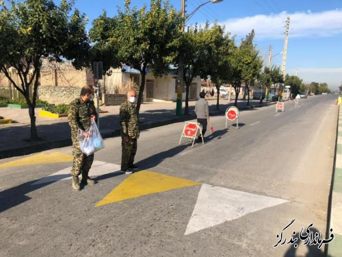 هزار عدد ماسک رایگان بین شهروندان و رانندگان خودروهای نوکنده توزیع شد