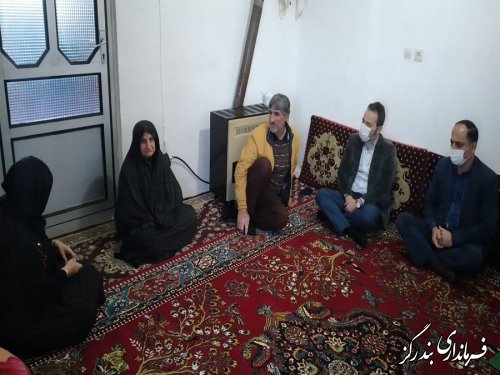 شهدا به عنوان وارثان و حافظان واقعی نظام و انقلاب هستند