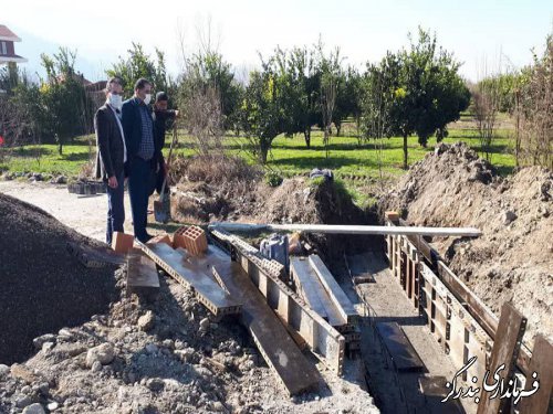 بازدید بخشدار نوکنده از احداث کانال عرضی ورودی روستای کهنه کلباد