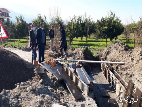 بازدید بخشدار نوکنده از احداث کانال عرضی ورودی روستای کهنه کلباد