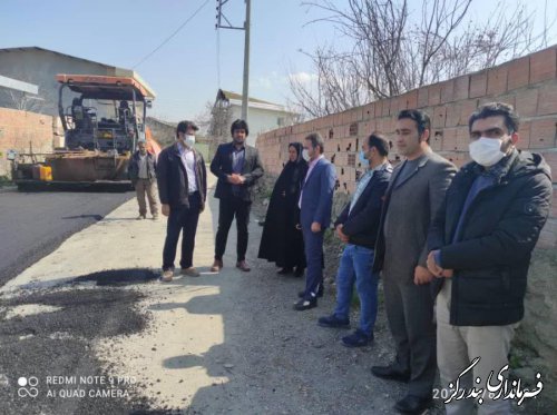 بخشدار نوکنده از آسفالت معابر لیوان شرقی از محل اعتبارات قیر یارانه ای خبر داد