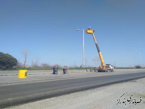 نقص روشنایی ورودی غربی گلستان رفع شد