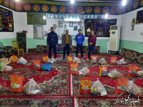 ۶۰ بسته کمک معیشتی در روستای لیوان غربی توزیع شد