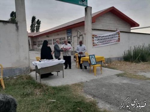 مشکلات روستای حسین آباد با حضور فرماندار بندرگز بررسی شد