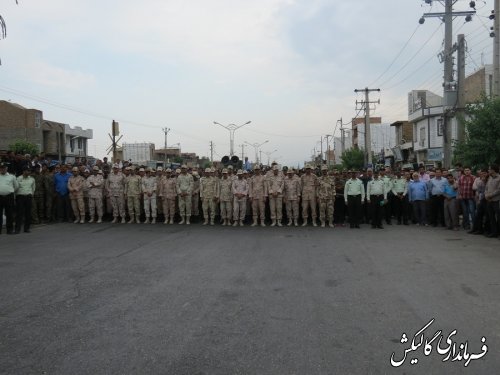 پیکر پاک شهید بر دستان قدر شناس مردم گالیکش تشییع شد