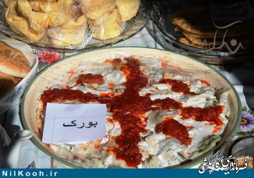 هنر نمایی دختران دبیرستانی در قلب جشنواره غذا و لباس بخش لوه