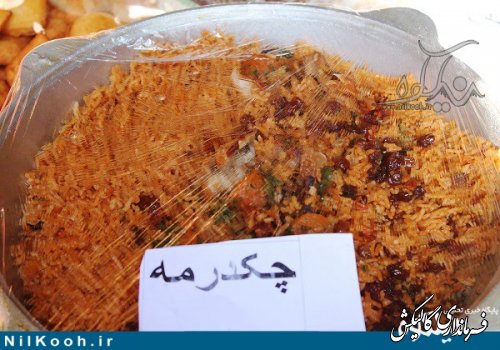 هنر نمایی دختران دبیرستانی در قلب جشنواره غذا و لباس بخش لوه