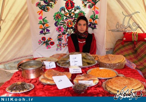 هنر نمایی دختران دبیرستانی در قلب جشنواره غذا و لباس بخش لوه