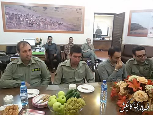دیدار صمیمی فرماندار با محیط بانان پارک ملی گلستان
