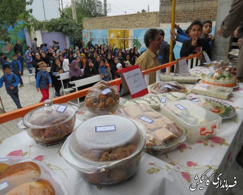 بازدید فرماندار گالیکش از جشنواره غذای سالم این شهرستان 