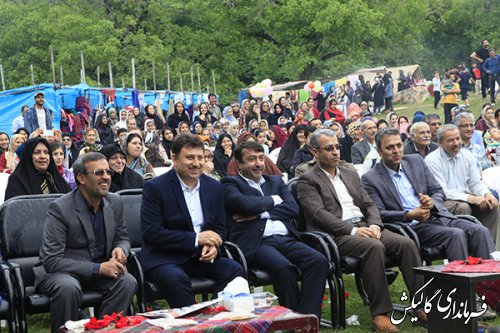 پنجمین جشنواره شقایق‌های استان گلستان در روستای «پادلدل» گالیکش برگزار شد.