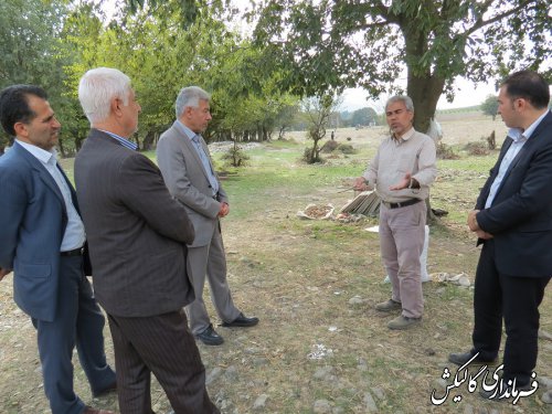 بازدید فرماندار گالیکش از محل احداث پروژه دهکده گیاهان دارویی شهرستان