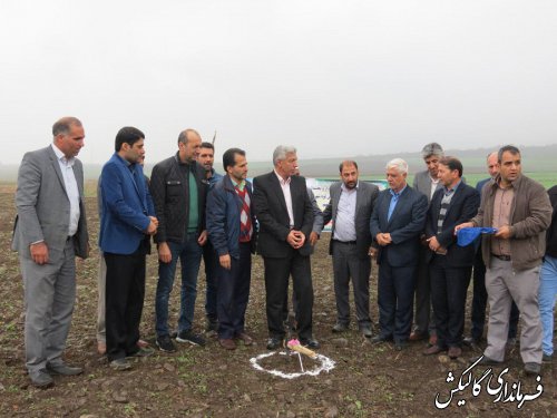 کلنگ احداث مجموعه پرورش اسب ستایش در روستای آق‌قمیش به زمین خورد