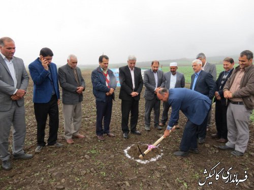 کلنگ احداث مجموعه پرورش اسب ستایش در روستای آق‌قمیش به زمین خورد