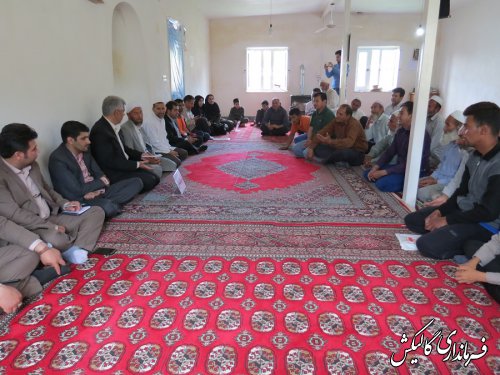 نخستین میز خدمت شهرستان گالیکش در سال جدید در روستای قوشه‌چشمه برگزار شد