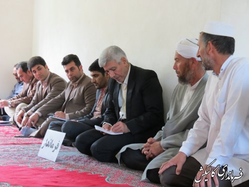 نخستین میز خدمت شهرستان گالیکش در سال جدید در روستای قوشه‌چشمه برگزار شد