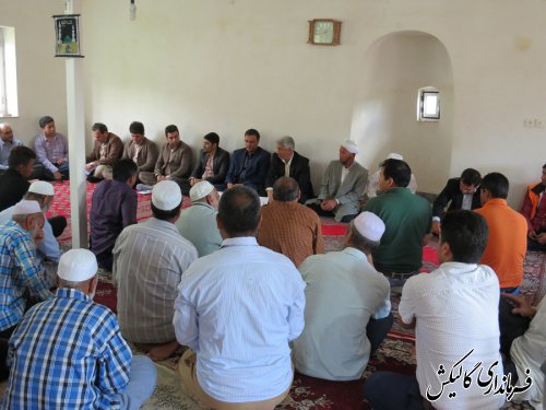 نخستین میز خدمت شهرستان گالیکش در سال جدید در روستای قوشه‌چشمه برگزار شد