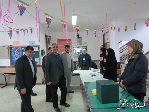 حضور چشم گیر مردم در پای صندوق‌های اخذ رای در شهرستان گالیکش 