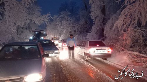 بازدید شبانه فرماندار گالیکش از روند بازگشایی محور ترانزیتی جنگل گلستان 