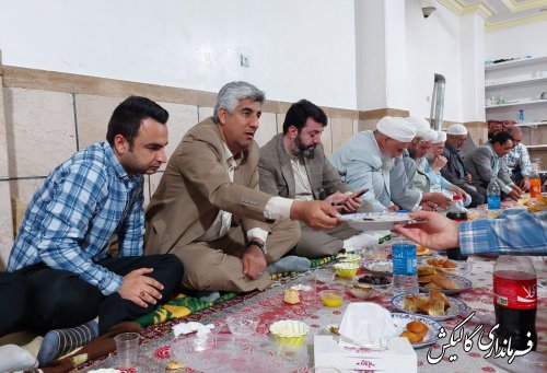 حضور فرماندار گالیکش و بخشدار لوه در ضیافت افطاری دارالحفاظ مرکزی اهل سنت روستای آق‌قمیش 