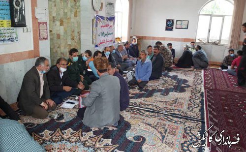 میزخدمت مسئولین در جمع مردم روستای قنات حاجی‌تاجی برگزار شد