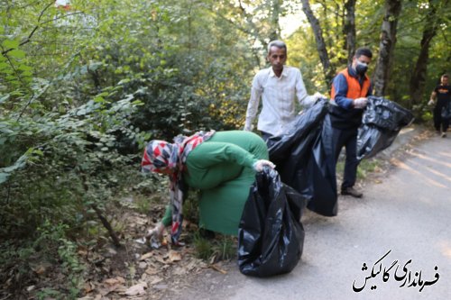 بخشی از پارک ملی گلستان از زباله پاکسازی شد