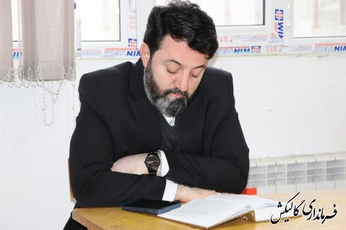 سومین جلسه «دوشنبه‌ها با کتاب» با حضور  فرماندار و مدیران شهرستان در کتابخانه عمومی گالیکش برگزار شد