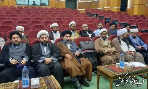 روحانیون منادیان انتخابات هستند و در مشارکت حداکثری مردم در انتخابات تاثیرگذارند