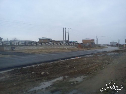 بازدید فرماندار گمیشان از آسفالت روستای کملر شهرستان گمیشان