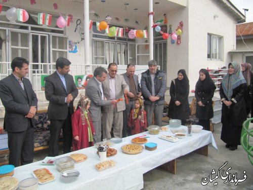 جشن انقلاب در مهد های کودک شهرستان گمیشان برگزار شد