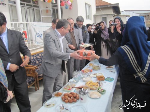 جشن انقلاب در مهد های کودک شهرستان گمیشان برگزار شد